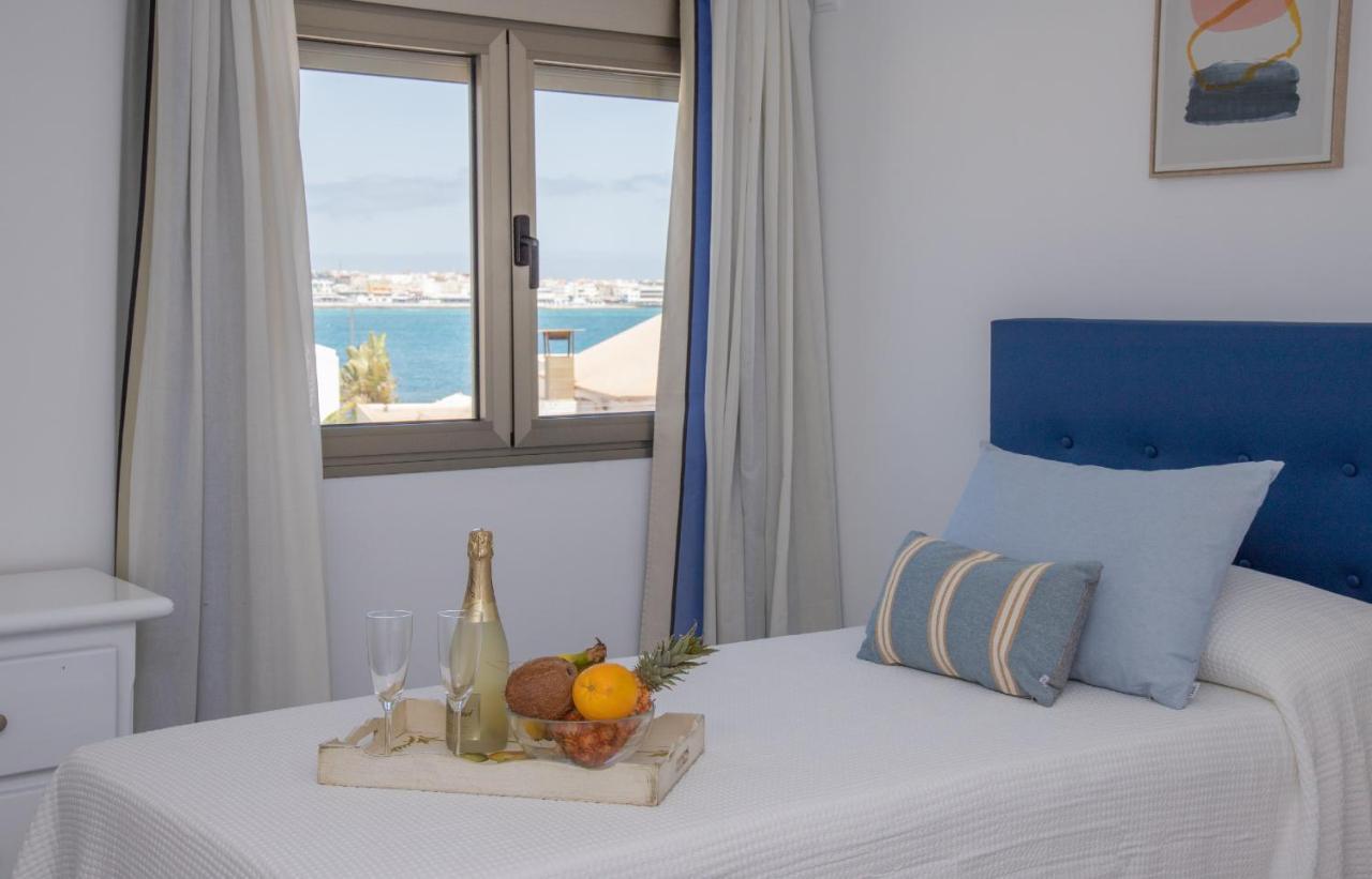 Apartment Holiday 5 Beachfront Corralejo By Holidays Home Exterior photo